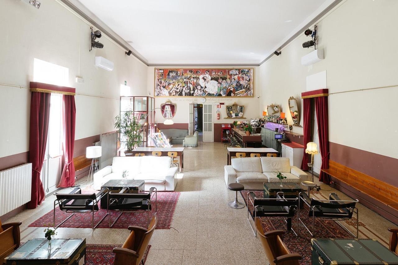 10 Hotel vicino Piazza Santo Spirito: Guida per Scegliere Bene
